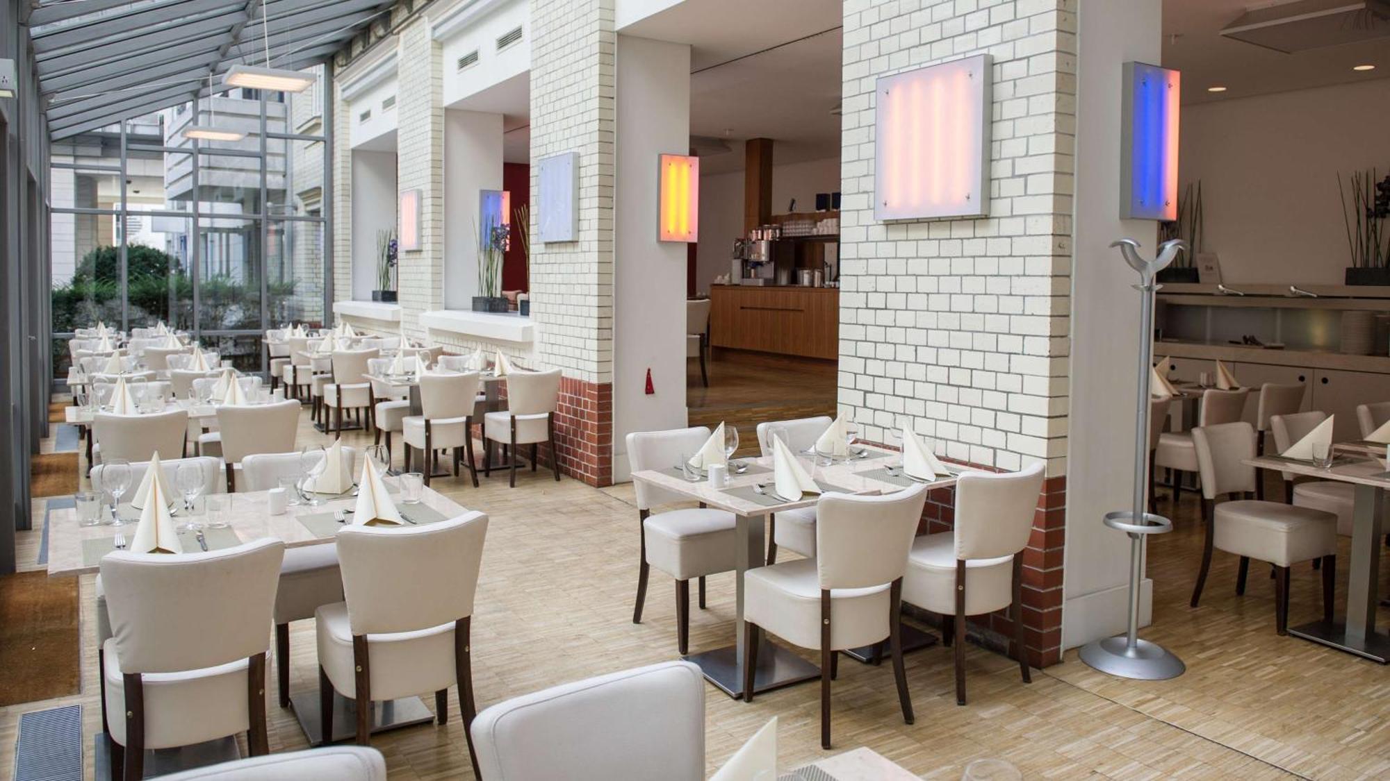 Hotel Park Plaza Wallstreet Mitte 4*